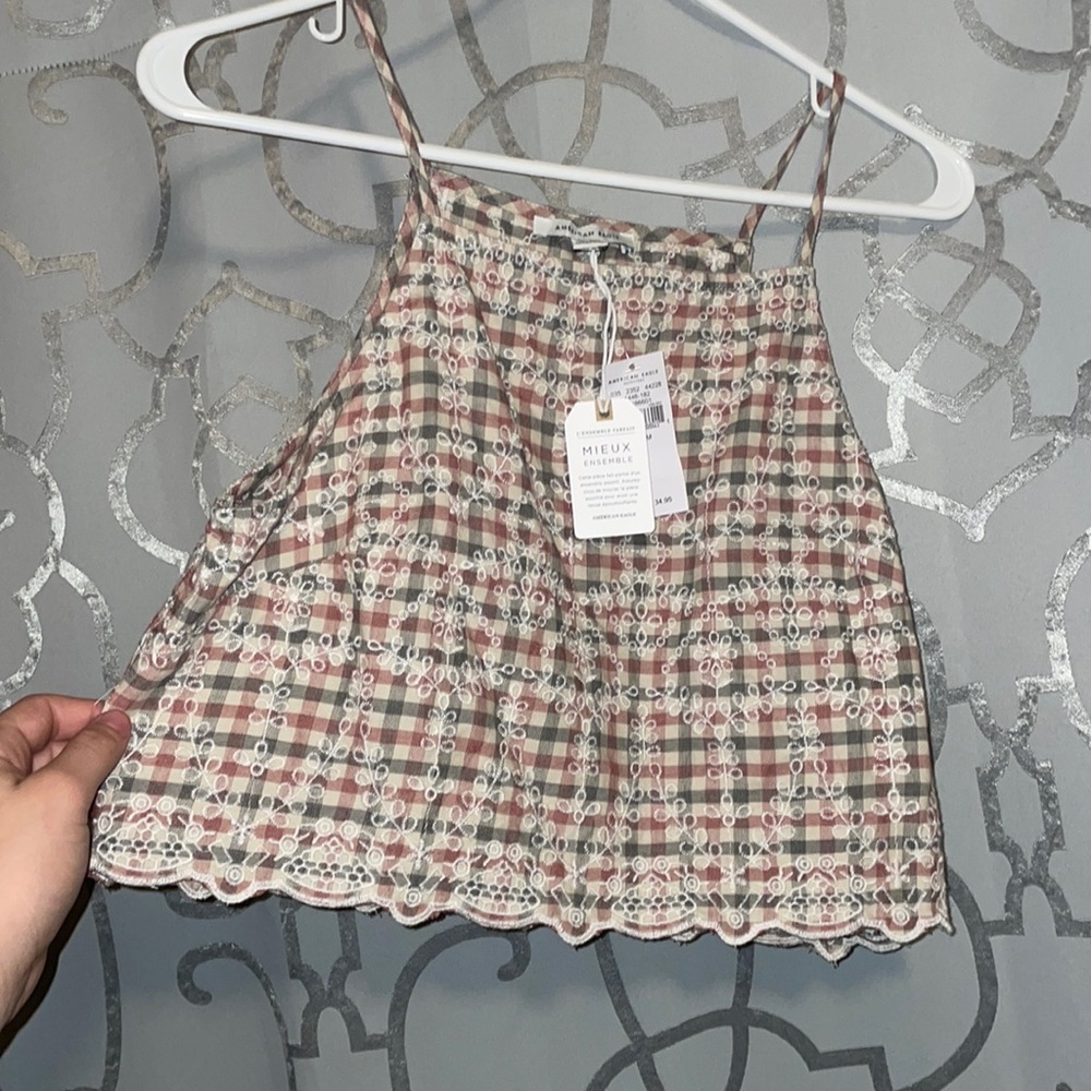 Super cute crop top brand new with tags never worn